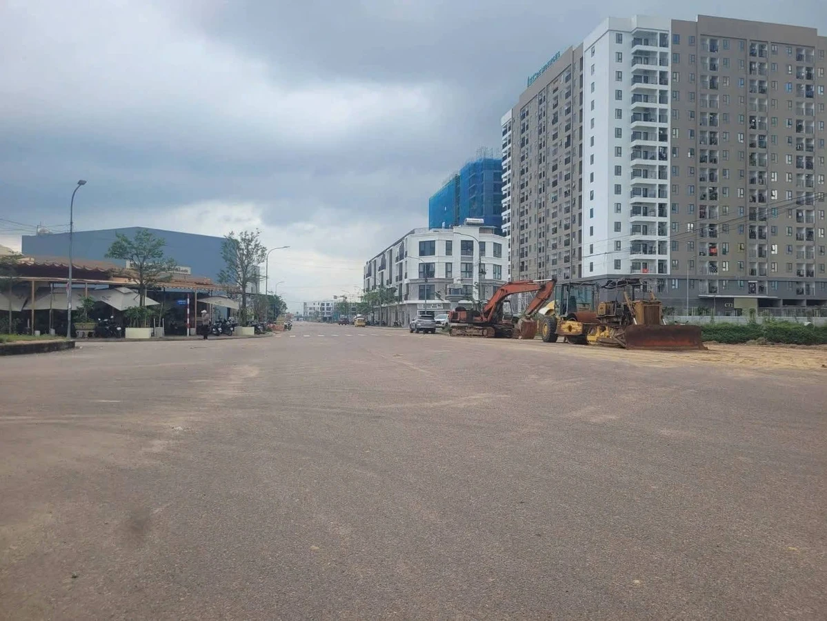 Bán đất khu đô thị Long Vân 100m2, giá 2 tỷ 1 - Ảnh 1