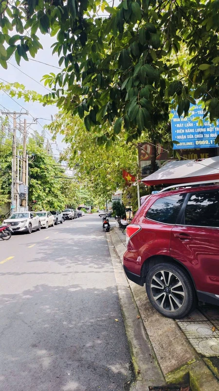 Bán nhà 1 trệt 1 lầu 3PN hẻm xe hơi 4m KP3 Trảng Dài, giá 2,79 tỷ