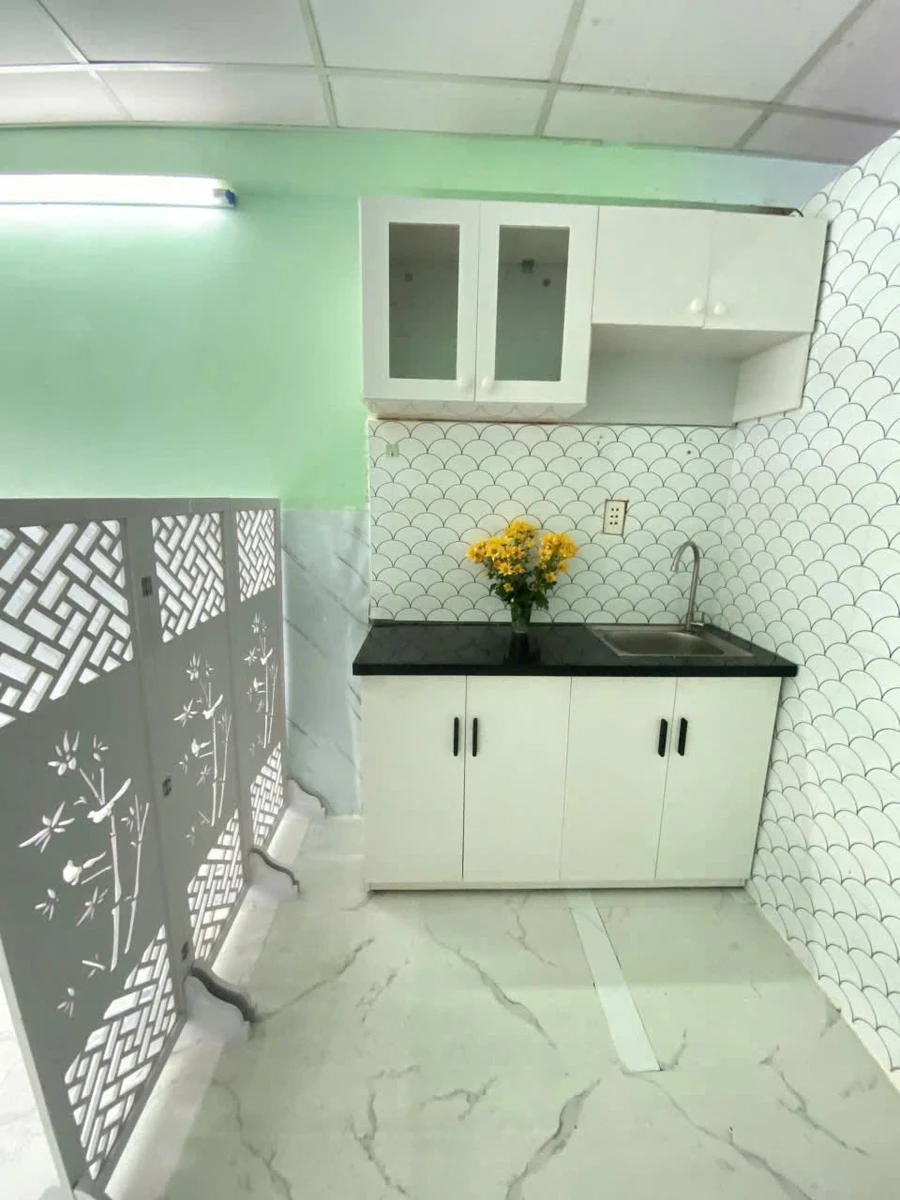 Bán nhà hẻm 6m Đội Cung Quận 11, trệt 2 lầu, 2PN, giá 3,1 tỷ - Ảnh thu nhỏ 5