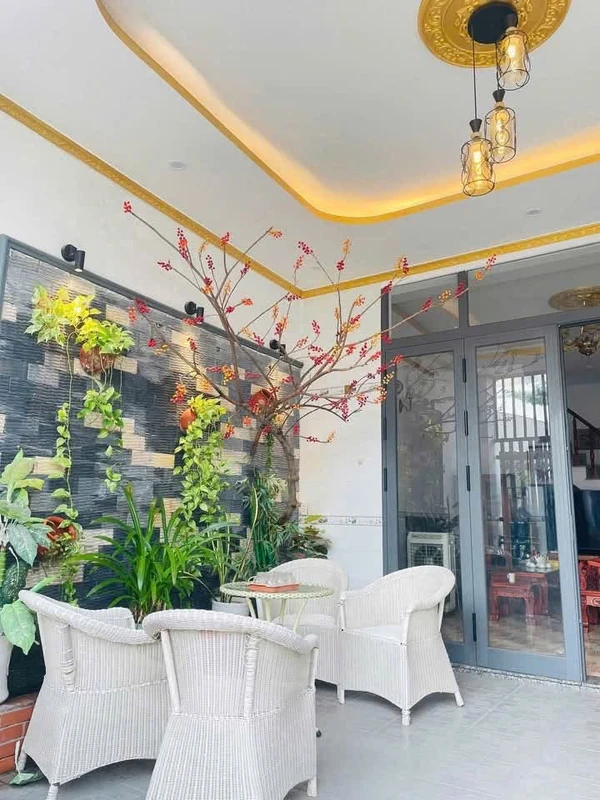 Bán nhà 3PN, sân ô tô, giáp chợ, 75m² Bình Chuẩn