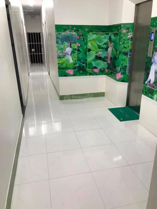 Cần bán khách sạn gần quảng trường xã Tháp Mười, hỗ trợ vay ngân hàng