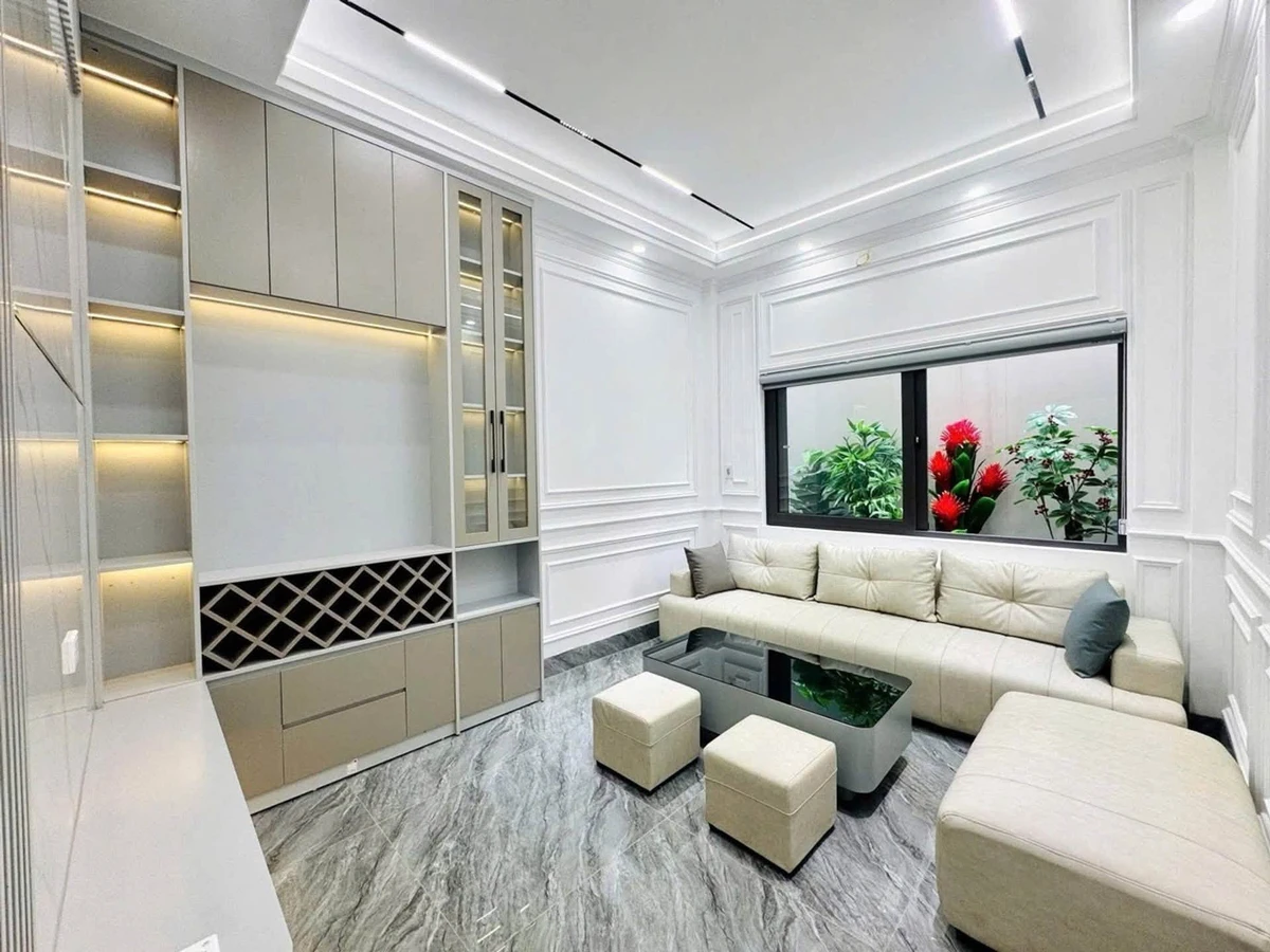 Bán nhà 5 tầng đường Láng, 40m2, 6 phòng ngủ, 13 tỷ - Ảnh thu nhỏ 4