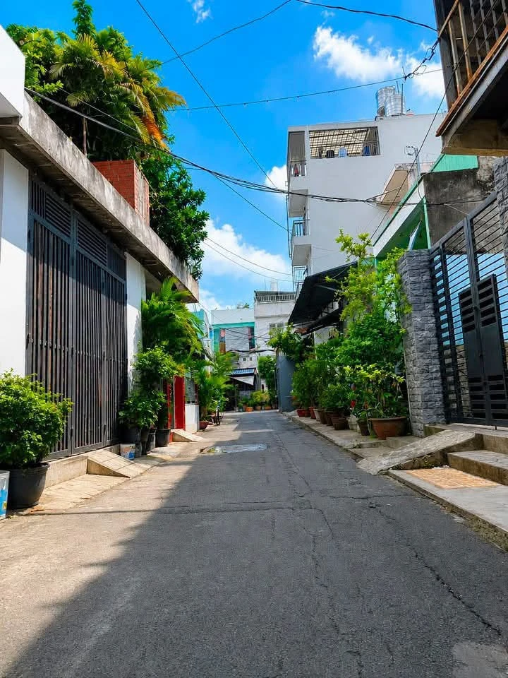Bán nhà hẻm ô tô Lê Đức Thọ, Gò Vấp 50m2, 3 tầng 3 phòng ngủ, sân thượng, giá 5,5 tỷ - Ảnh 1