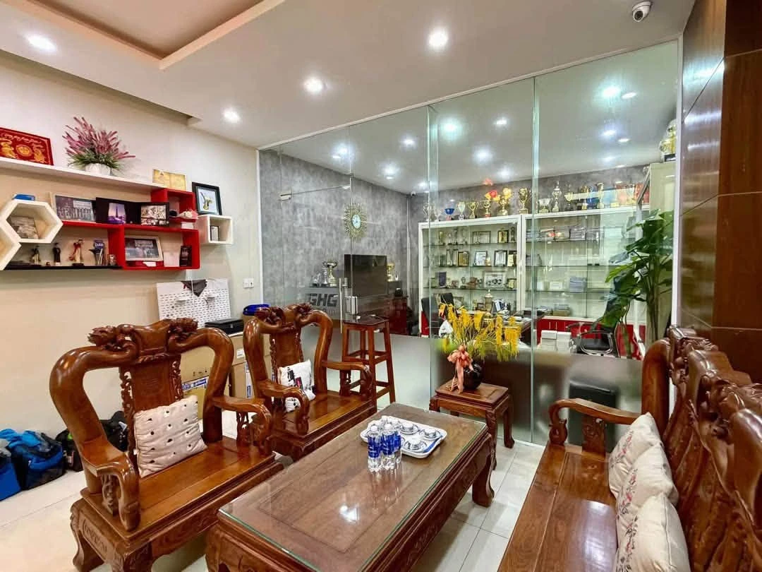 Bán nhà mặt tiền Thống Nhất Mới 5×18.3m, 5PN, Quận 12 - Ảnh thu nhỏ 4