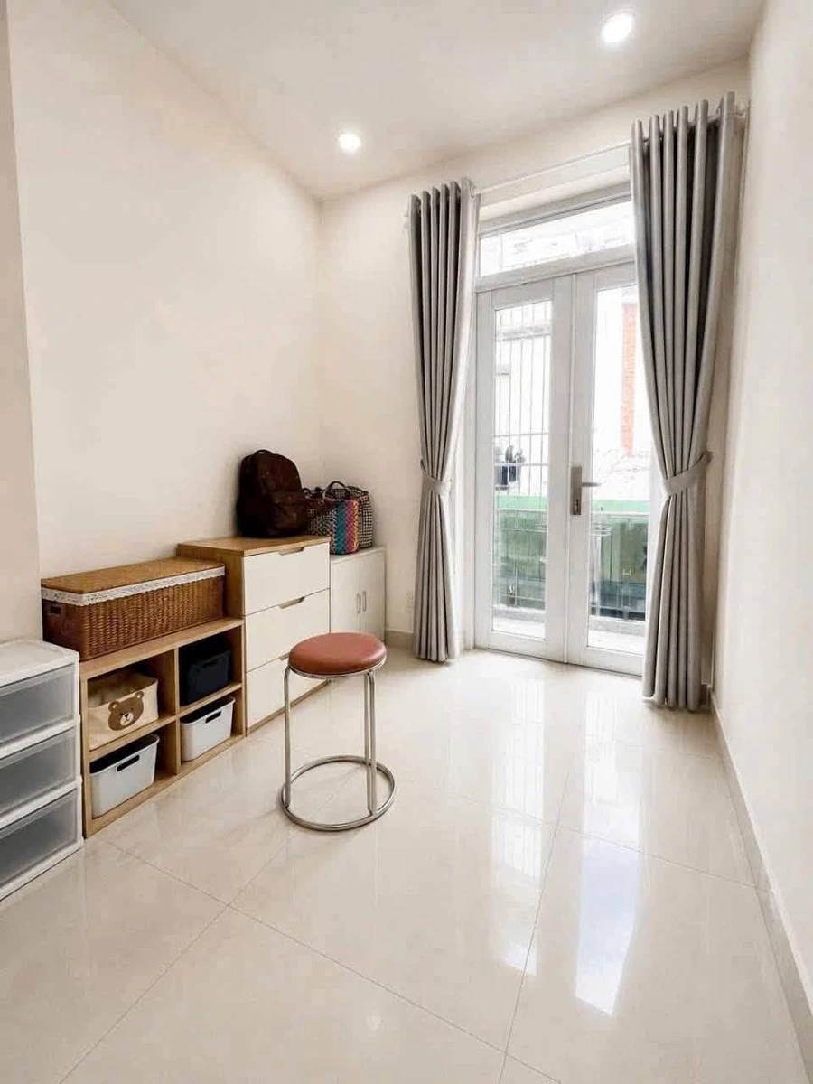 Bán nhà phố 3 phòng ngủ 30m² Hoàng Diệu Quận 4 - Ảnh thu nhỏ 3