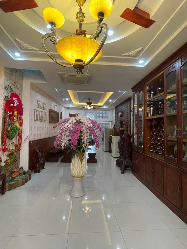 Bán nhà 5 tầng mặt tiền Quang Trung, 487m², 10 tỷ 9