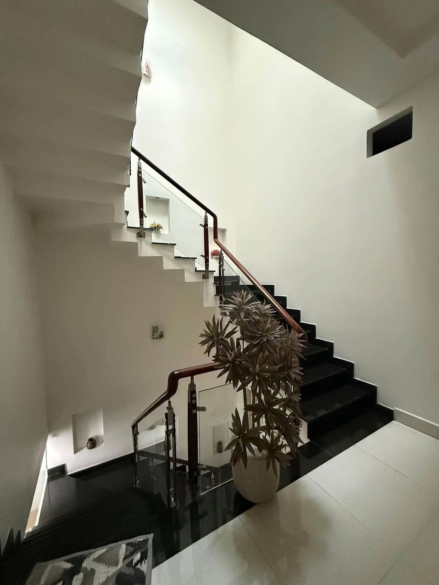 Bán nhà 3 tầng 4PN khu Hiệp Thành 3, 100m², 6,8 tỷ - Ảnh thu nhỏ 3