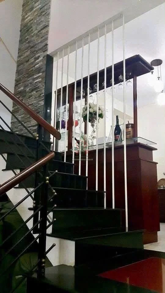 Bán nhà phố hai mặt tiền Cổ Loa, Phường 2, Lâm Đồng, 91m² - 9,5 tỷ - Ảnh thu nhỏ 2