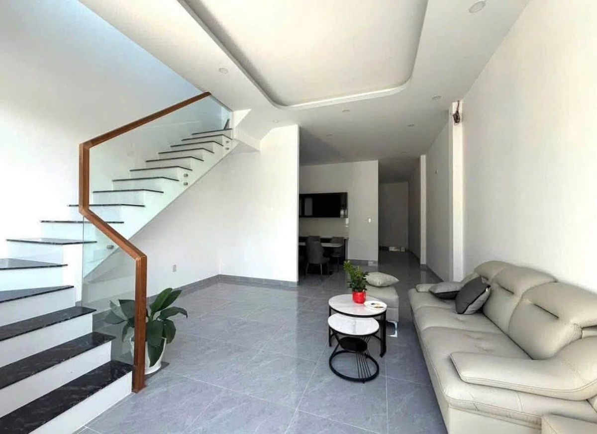 Bán nhà 2 tầng 78.9m² mặt tiền Lỗ Đế, Bình Chánh - Ảnh thu nhỏ 2