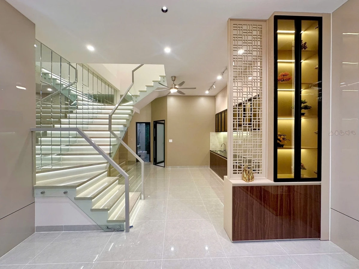 Bán nhà mặt tiền Đặng Thái Mai 75m² 3PN Quận 1 - Ảnh thu nhỏ 5