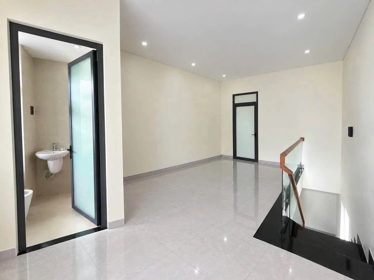 Bán nhà kiên cố 3 phòng ngủ, mặt tiền kinh doanh 118.8m² Hùng Vương - Ảnh thu nhỏ 5