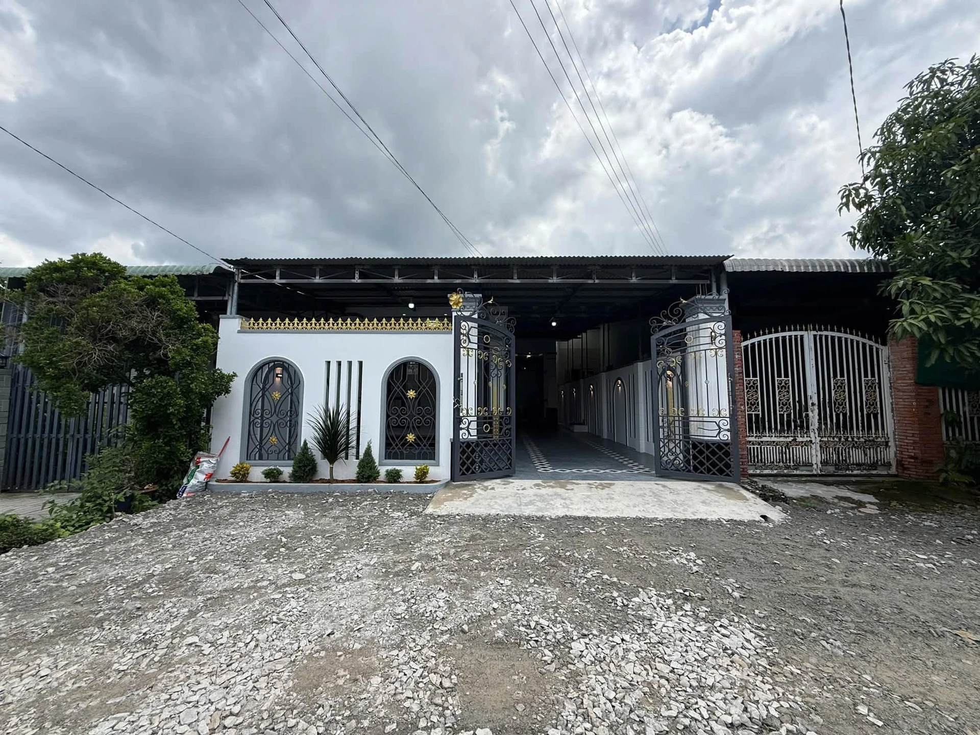 Bán nhà chữ L 228m² full thổ cư Long Hải, Tây Ninh - Ảnh 1