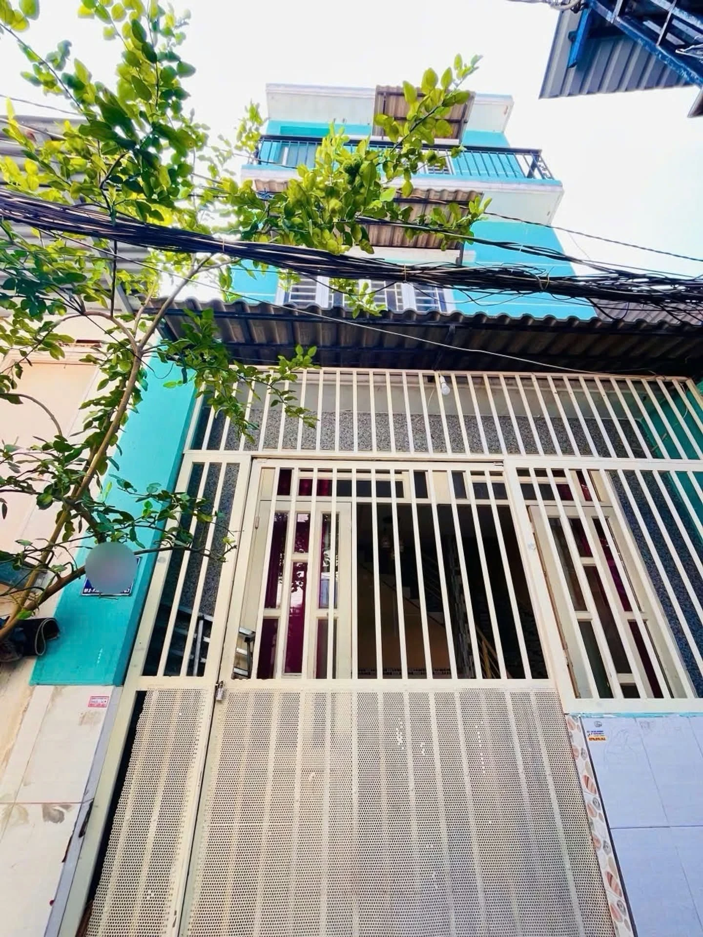 Nhà 3 tầng ngang 4,5m Bùi Văn Ba Quận 7, 3.8 tỷ - Ảnh 1
