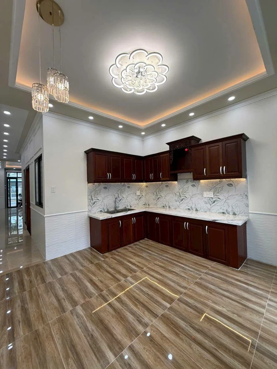 Nhà trệt lầu 4 phòng ngủ Sóc Trăng 84m² giá 2.46 tỷ - Ảnh thu nhỏ 4