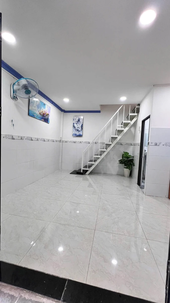 Bán nhà 36m² mặt tiền Bình Hưng, Quận 8 - Ảnh 1