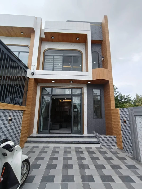 Bán nhà 2 mặt tiền 3PN 115m2 gần Vũng Tàu 2.95 tỷ