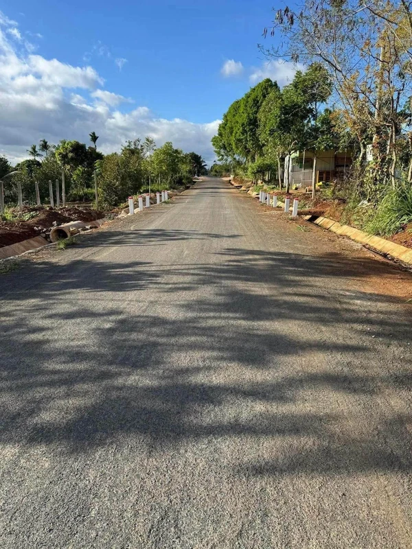 Bán đất Lạc Long Quân Buôn Hồ 200m2 370 triệu/m2