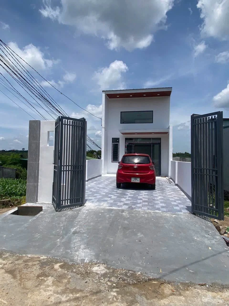 Bán nhà mê lửng góc 2 mặt tiền 50m² Tạ Quang Bửu - Ảnh 1