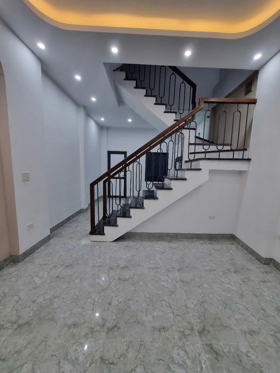 Bán nhà 3 tầng 40m² 3 phòng ngủ Khu 3 Việt Hòa Hải Phòng - Ảnh 1