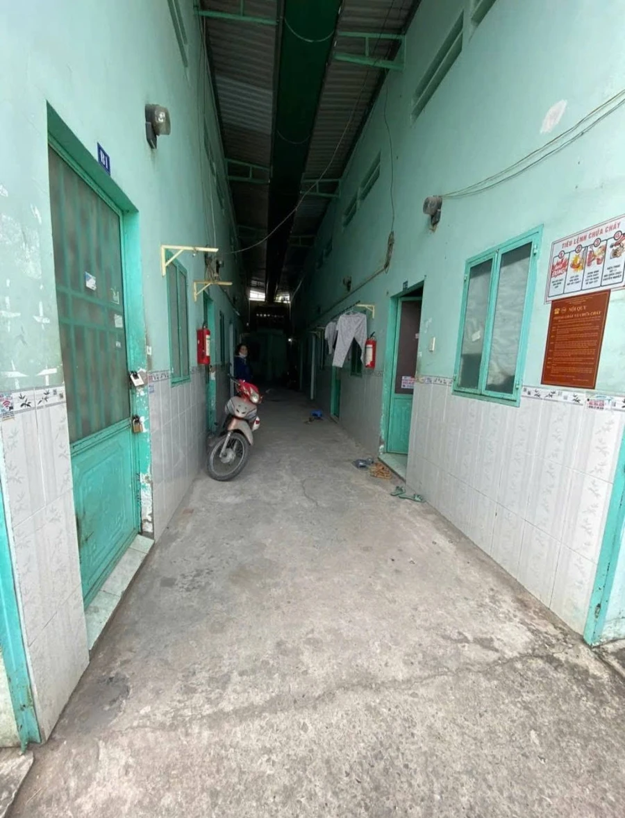 Bán dãy phòng trọ 42 phòng 779m2, đường ĐHT23, Đông Hưng Thuận, Quận 12 - Ảnh thu nhỏ 3