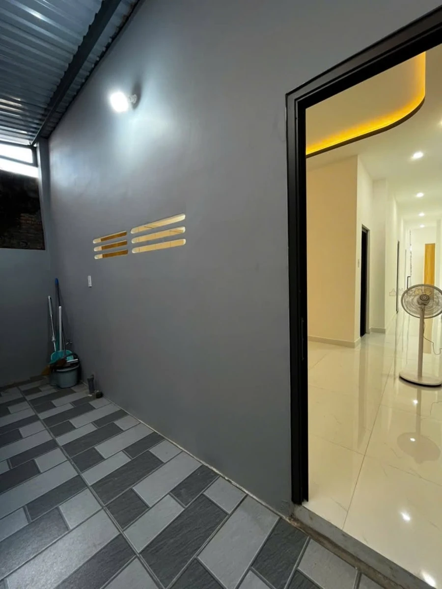 Bán nhà hẻm 102.9m2, 3PN 2WC tại Rạch Giá, 2 tỷ 550 triệu - Ảnh thu nhỏ 3