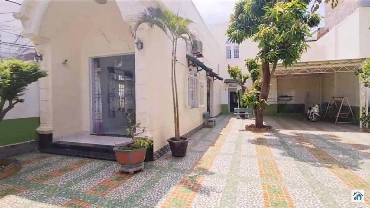 Bán biệt thự mini góc 2 mặt tiền 300m2 Quận 1 - Ảnh 1