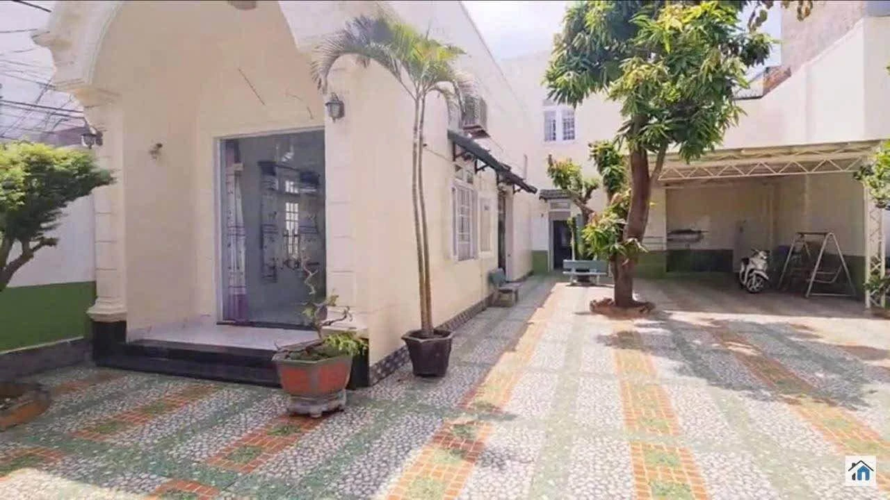Bán biệt thự mini góc 2 mặt tiền 300m2 Quận 1 - Ảnh 1