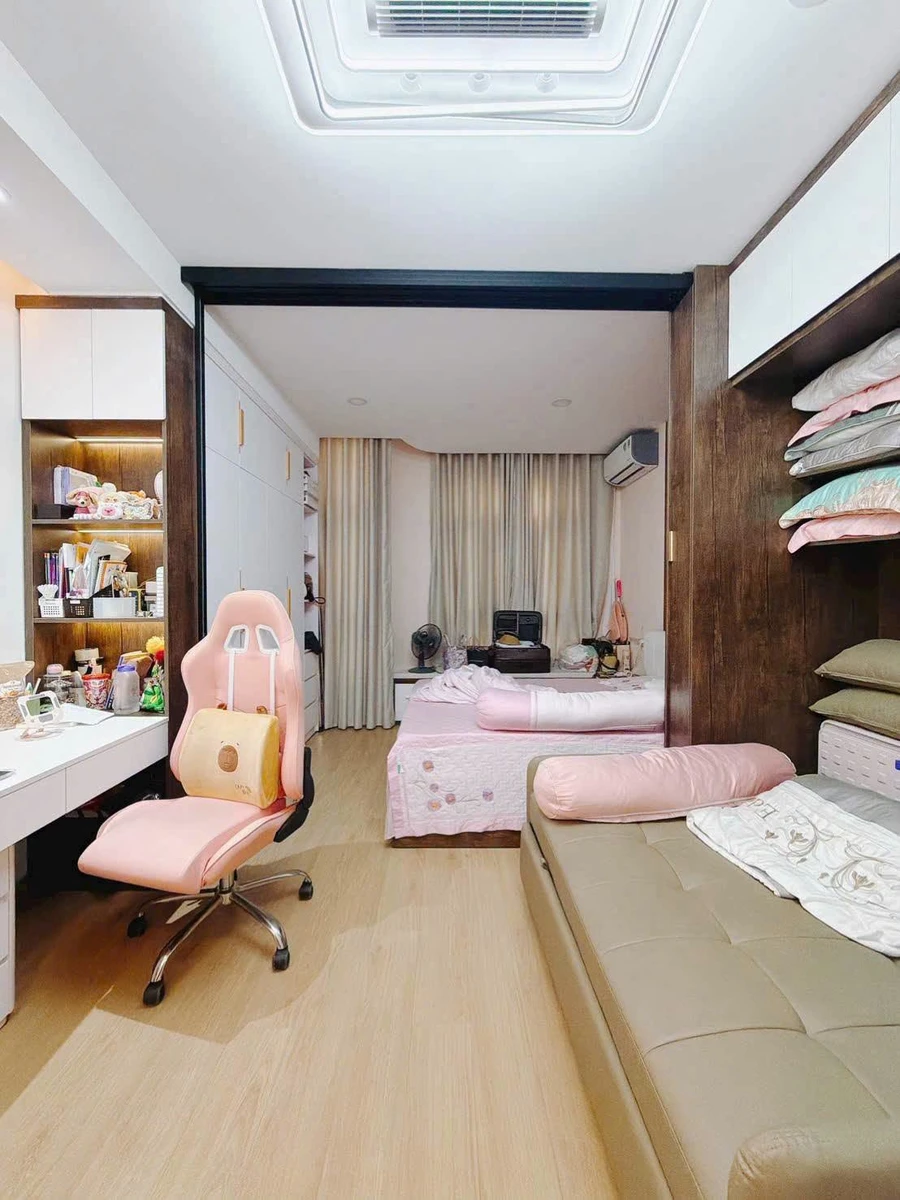 Bán nhà mặt tiền Quận 4, 99m², 3 phòng, 8.15 tỷ - Ảnh thu nhỏ 4