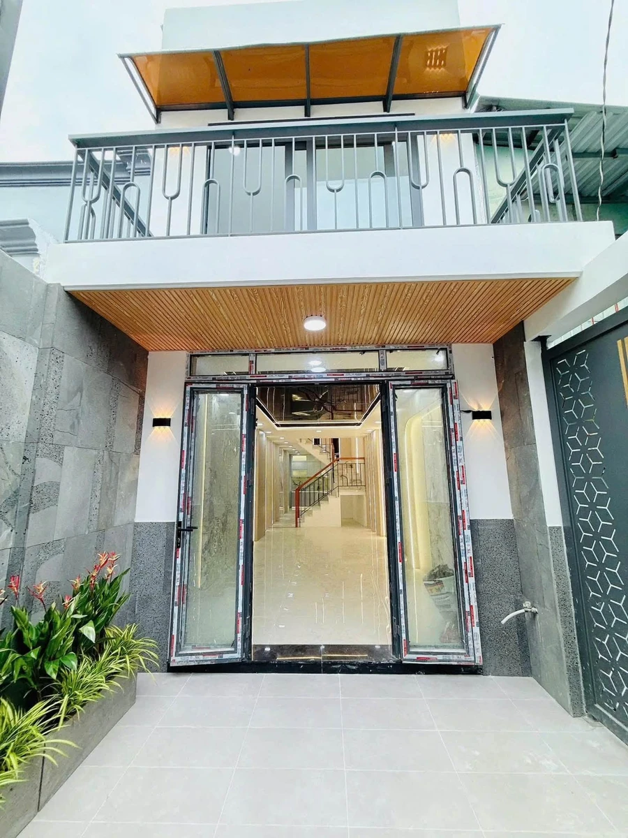 Bán nhà mới 2 tầng Nguyễn Duy, Phường 2, Quận 8, 67.9m², 3PN, giá 5.35 tỷ - Ảnh 1
