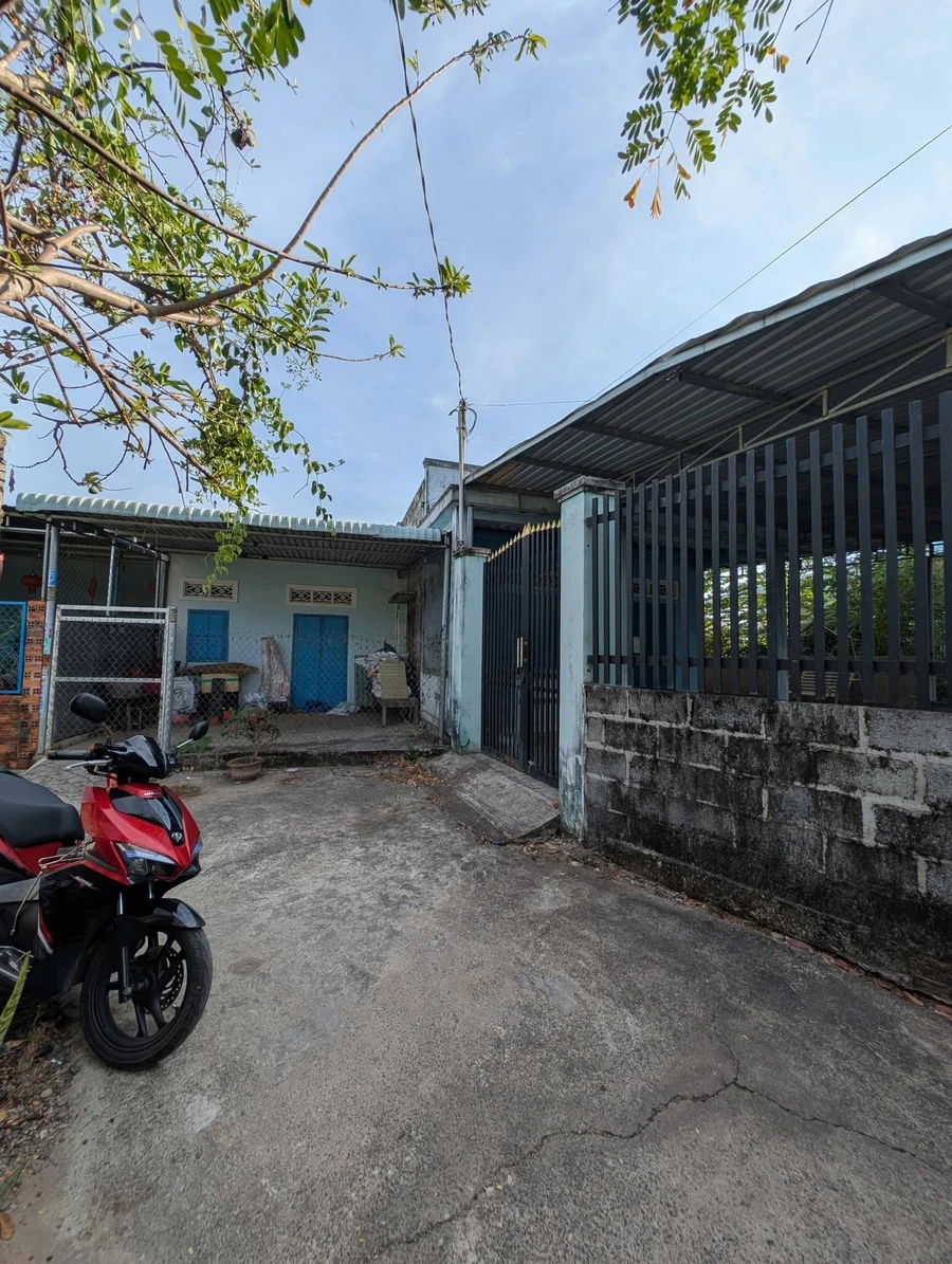 Bán đất 400m² thổ cư tặng nhà cấp 4 gần vòng xoay Suối Cát, thôn Tiến Hưng giá 1,7 tỷ - Ảnh thu nhỏ 2
