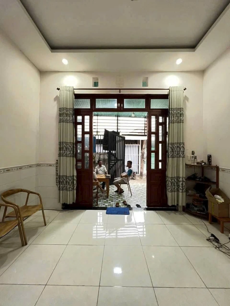 Bán nhà sổ hồng riêng 2 PN Dĩ An Bình Dương 102m², 2 tỷ 490 - Ảnh thu nhỏ 3