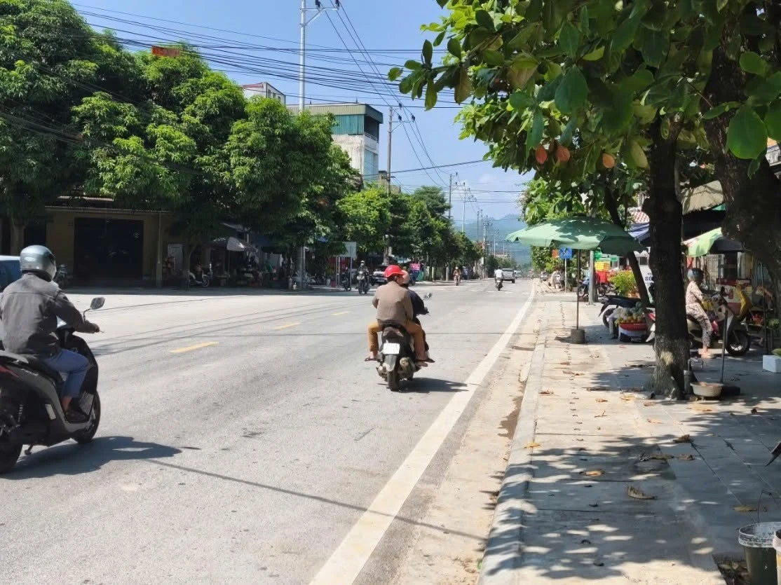 Bán đất mặt đường ngã 3 Hợp Minh 103.5m² 2 tỷ 750 - Ảnh 1
