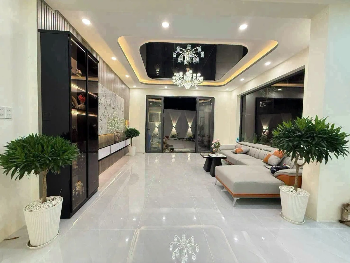 Bán biệt thự góc mặt tiền Hai Bà Trưng, 210m2, Rạch Giá - Ảnh thu nhỏ 3