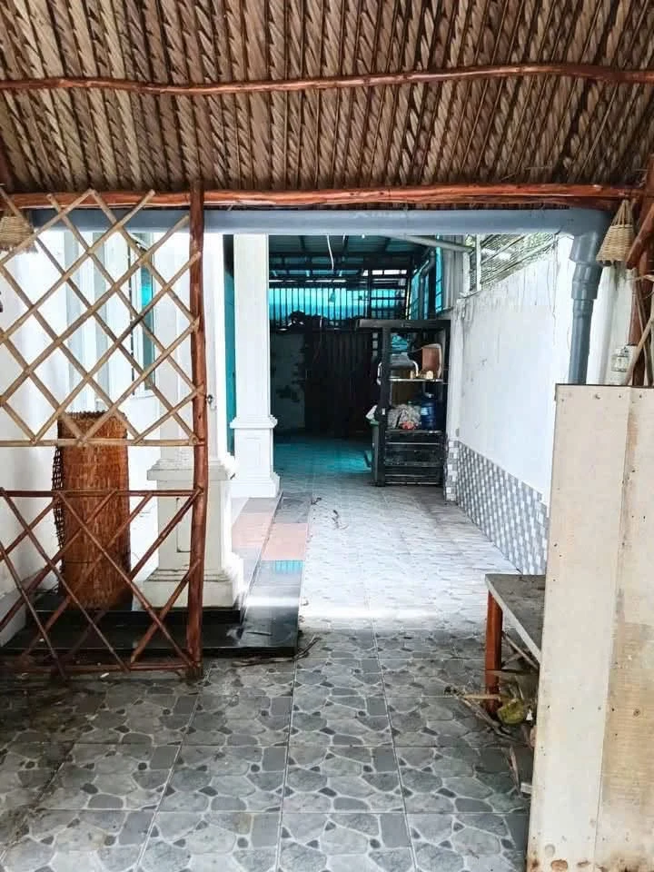 Bán nhà Phường 6 Bến Tre 224m² 3 phòng ngủ 2 tỷ 350 triệu - Ảnh thu nhỏ 5