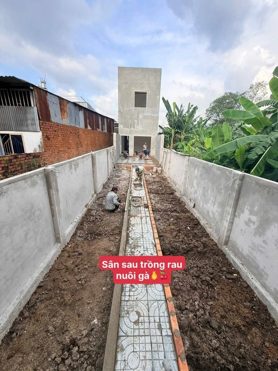 Bán nhà phố 184.5m2 Bình Chánh, gần chợ Phú Thọ - 4.55 tỷ - Ảnh thu nhỏ 2