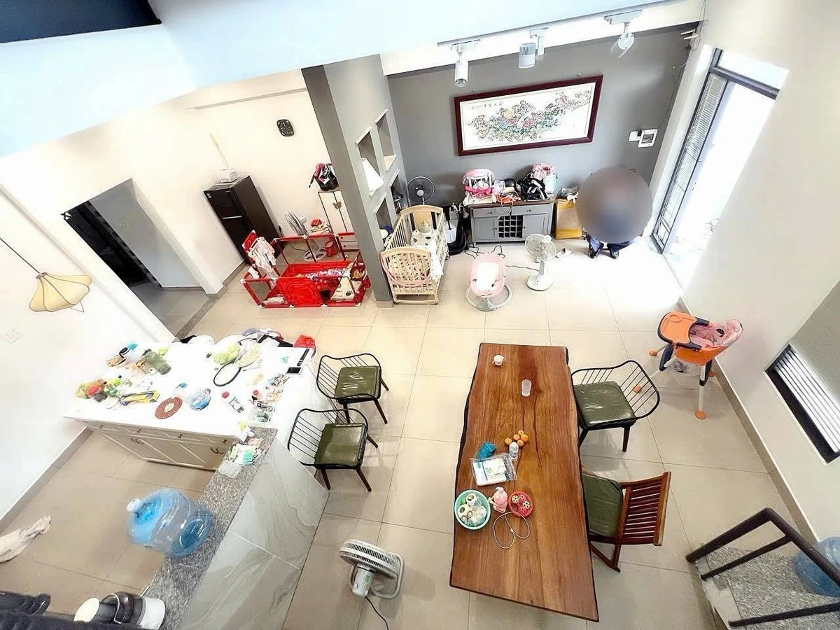 Bán nhà 2 tầng 163m2 nhánh đường Cách Mạng Tháng 8, Long Toàn, TP Bà Rịa, giá 4,5 tỷ - Ảnh thu nhỏ 3