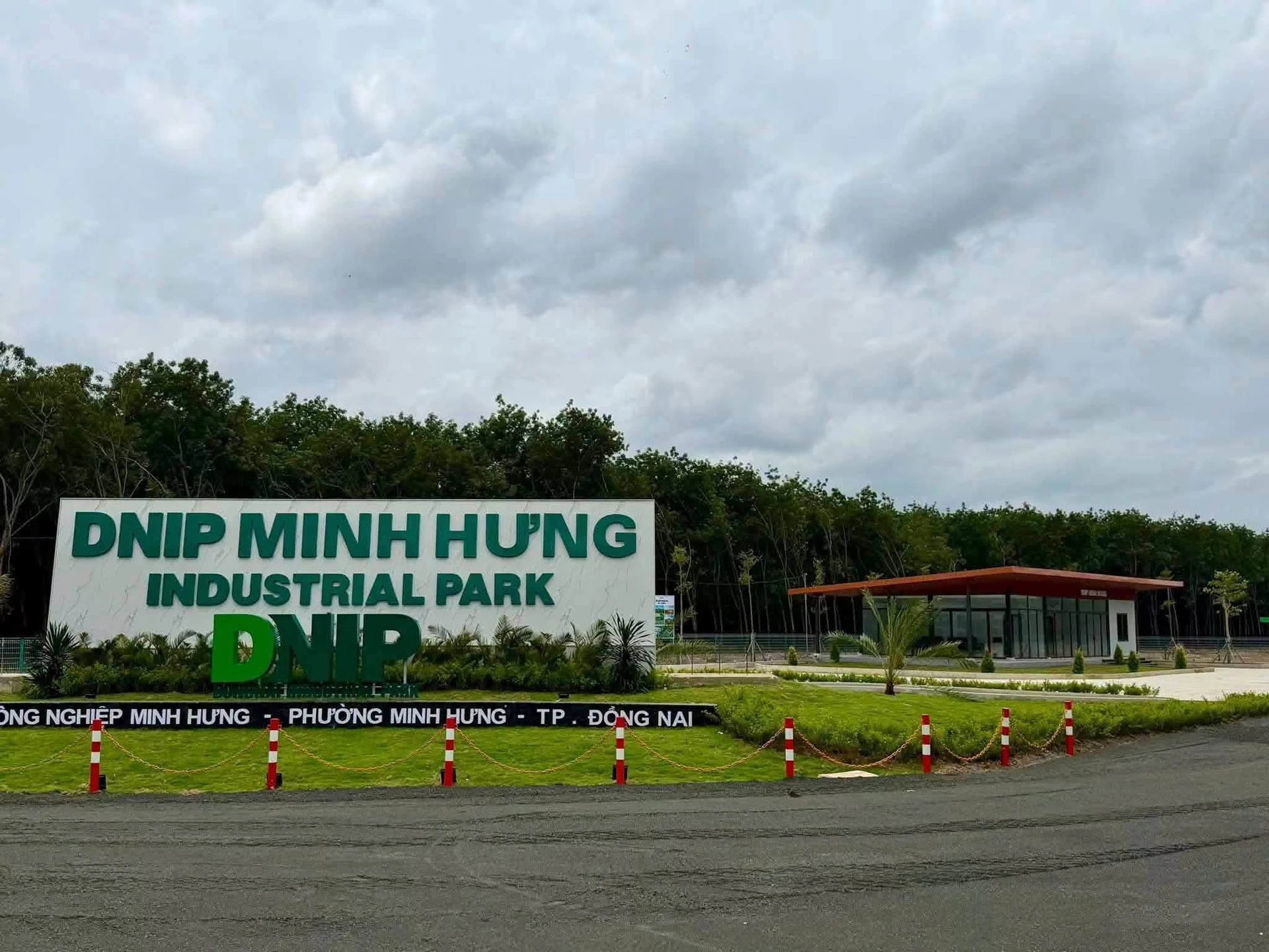 Bán đất mặt tiền 5x55x50m gần khu công nghiệp Minh Hưng - Ảnh 1