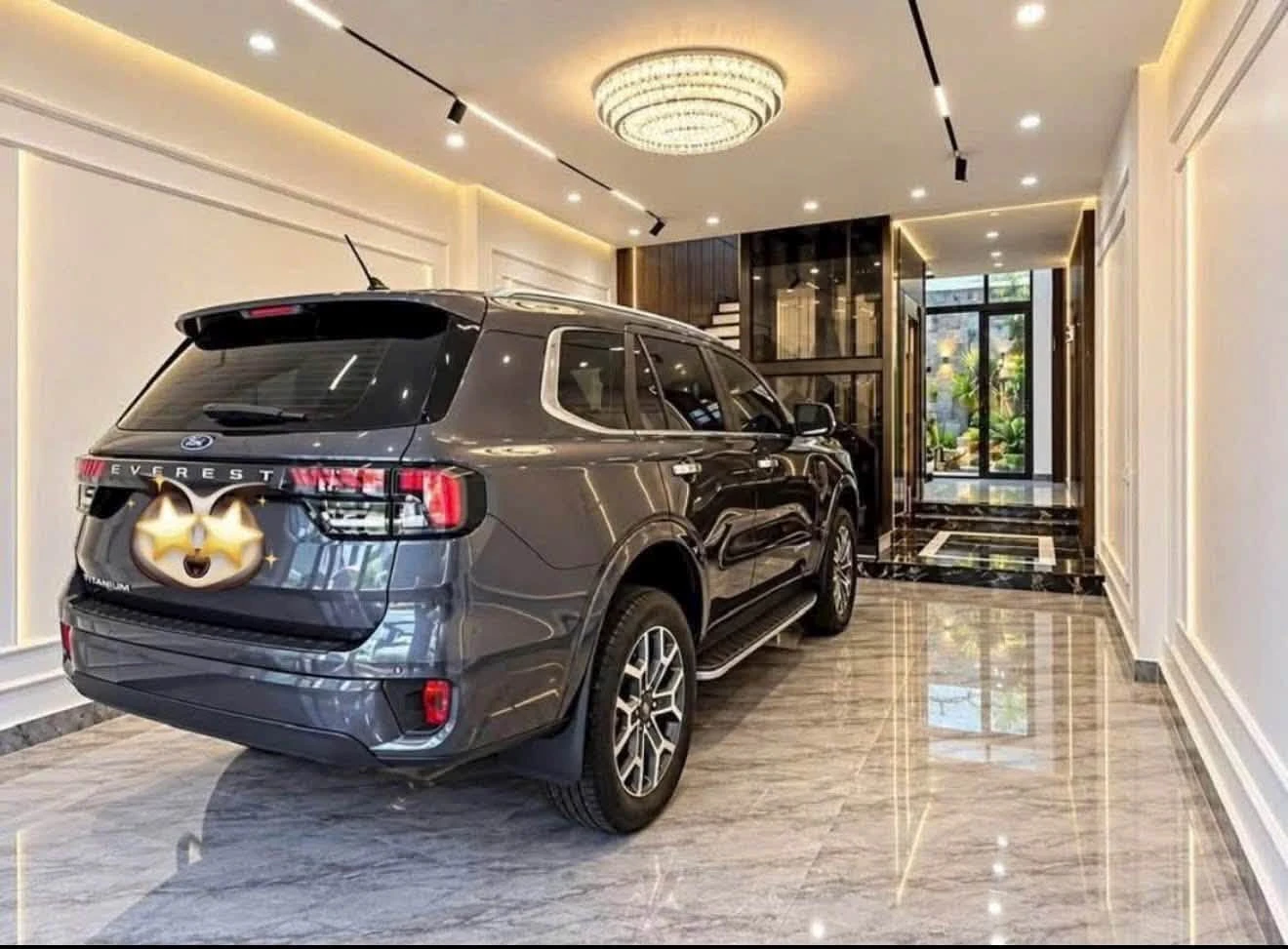 Bán nhà mặt phố Đông Trà 100m2 5 tầng thang máy - Ảnh 1