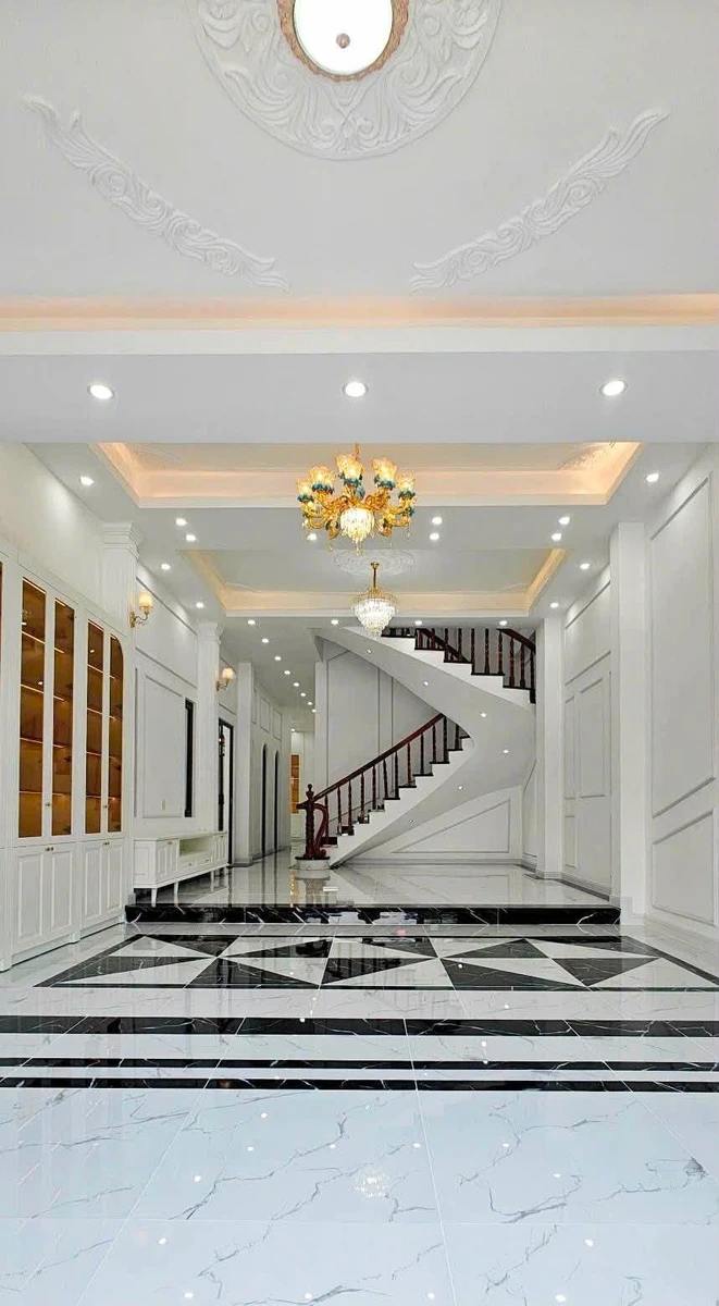 Bán nhà mặt tiền tân cổ điển 7.2x22m, trệt 2 lầu sân thượng, 4 phòng ngủ, đường Thành Thái, Rạch Giá - Ảnh thu nhỏ 3