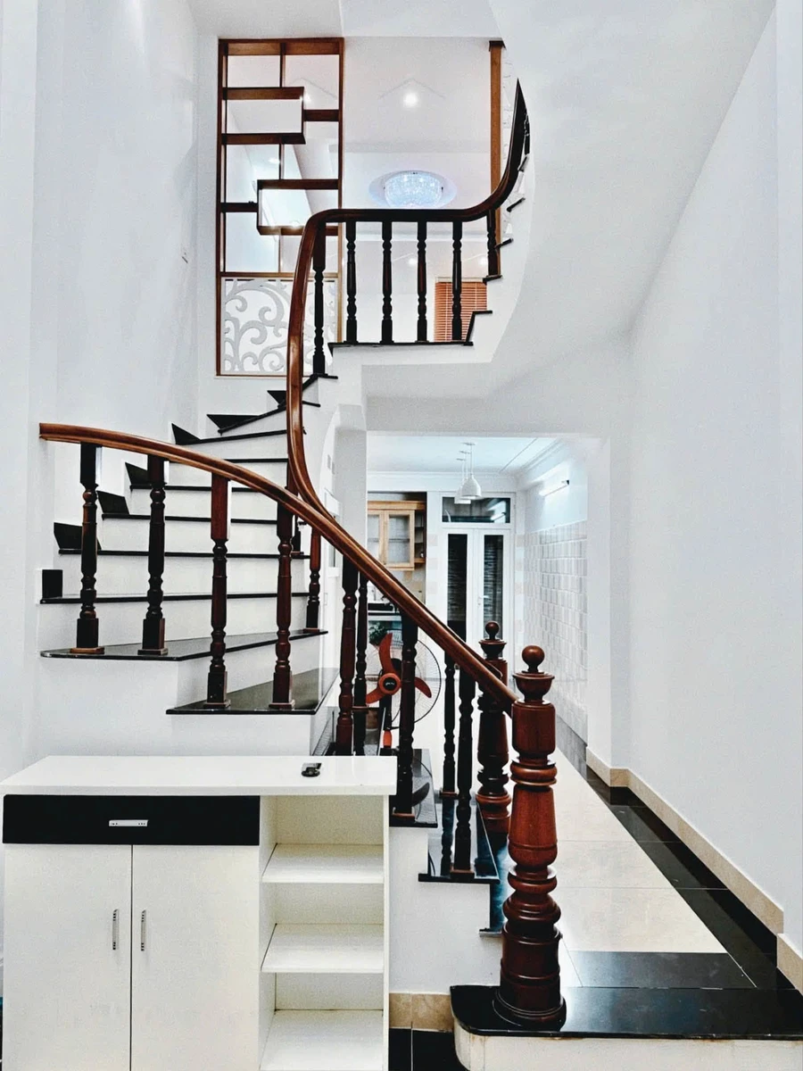 Nhà bán Phú Đô 40m2, 6 phòng, 8 tỷ - Ảnh thu nhỏ 3