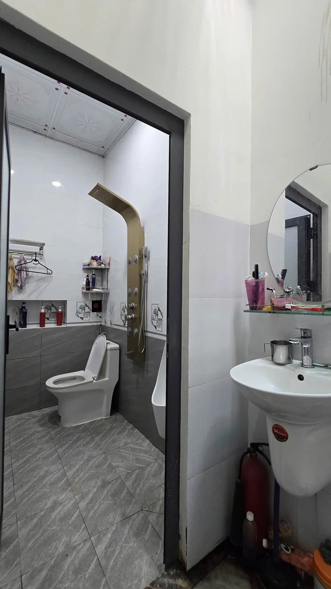 Bán nhà 2 tầng 72m² khu dân cư Thanh Bình Thuận An 4,4 tỷ - Ảnh thu nhỏ 4