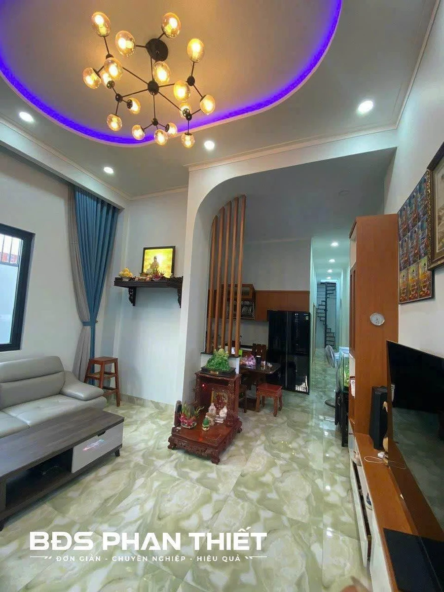 Bán nhà 1 trệt 1 lầu mặt tiền Cá Đồng, Lâm Đồng, 131m2 - Ảnh 1
