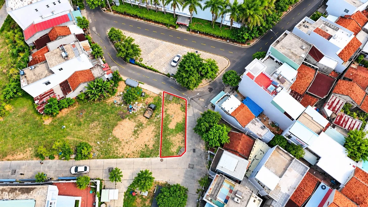 Bán lô góc 105m2 ba mặt tiền, Tuy Hoà, Phú Yên - Ảnh thu nhỏ 2