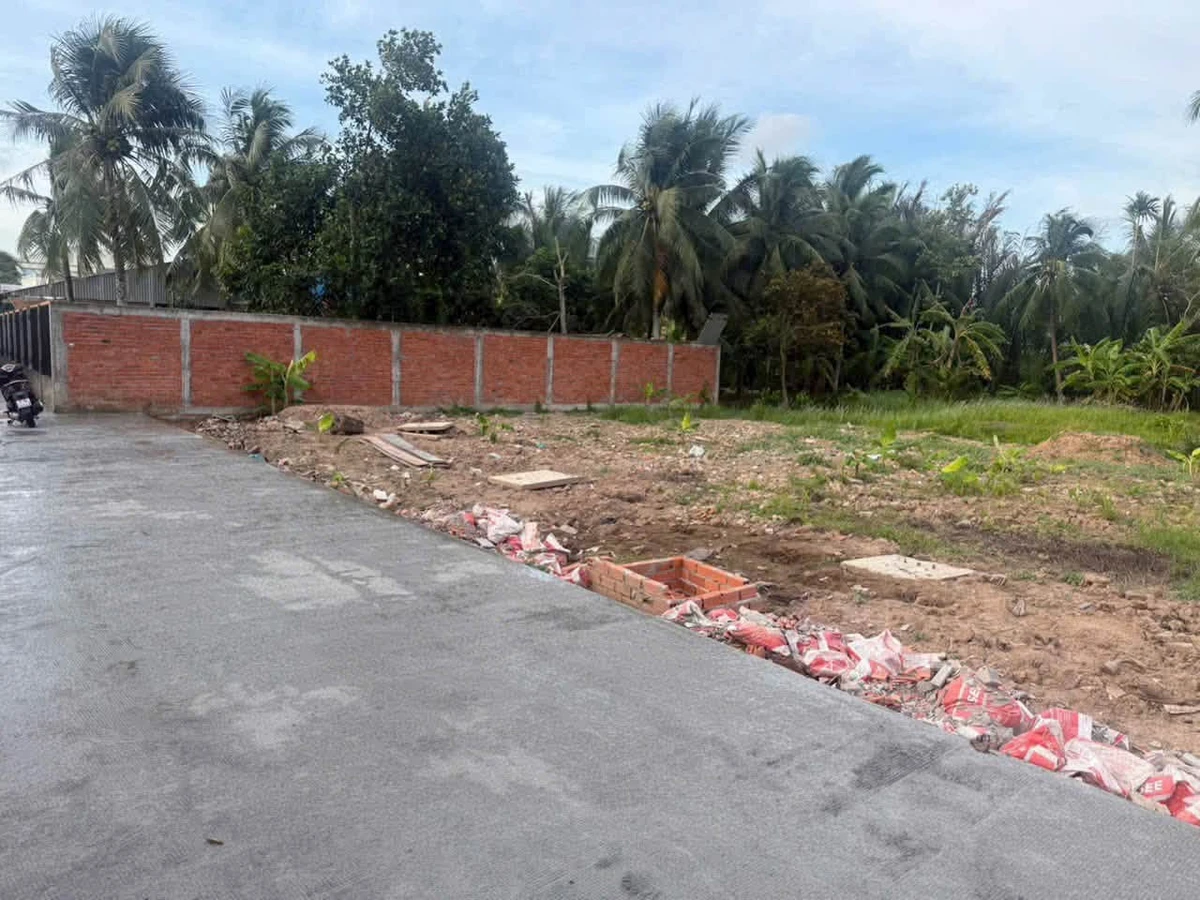 Bán nền đất 377m2 giá 550 triệu Bến Tre - Ảnh thu nhỏ 2