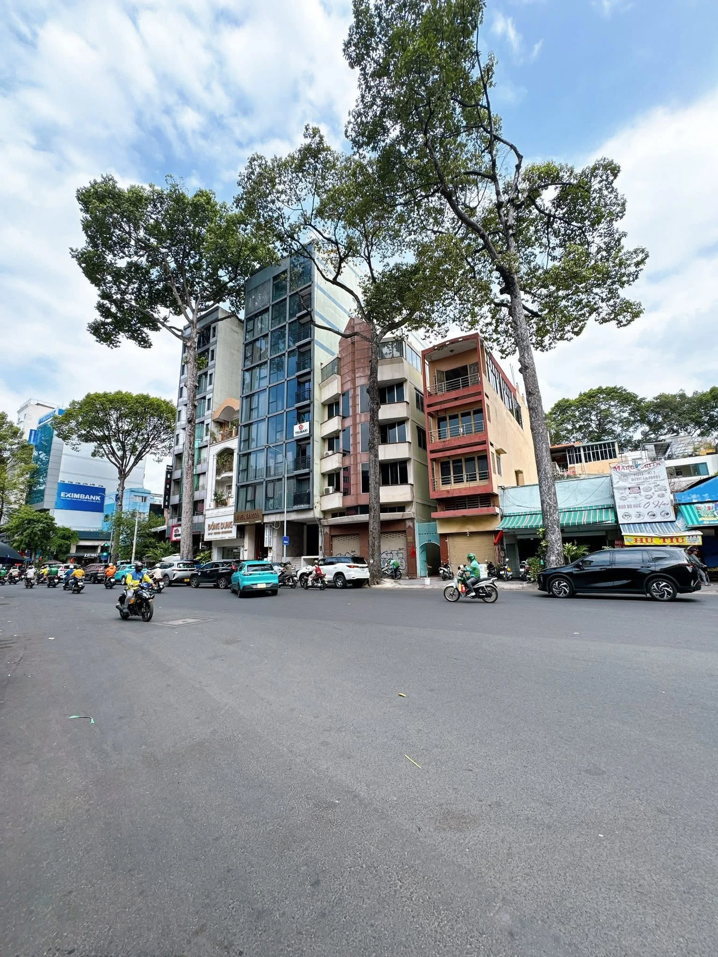 Bán nhà 100m2 hẻm oto kinh doanh Tôn Thất Tùng Q1 - Ảnh 1