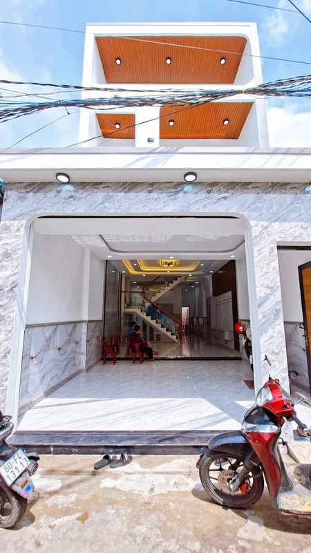 Bán nhà 1 trệt 1 lầu 100m2 phường Long Hưng, Đồng Nai 3,9 tỷ