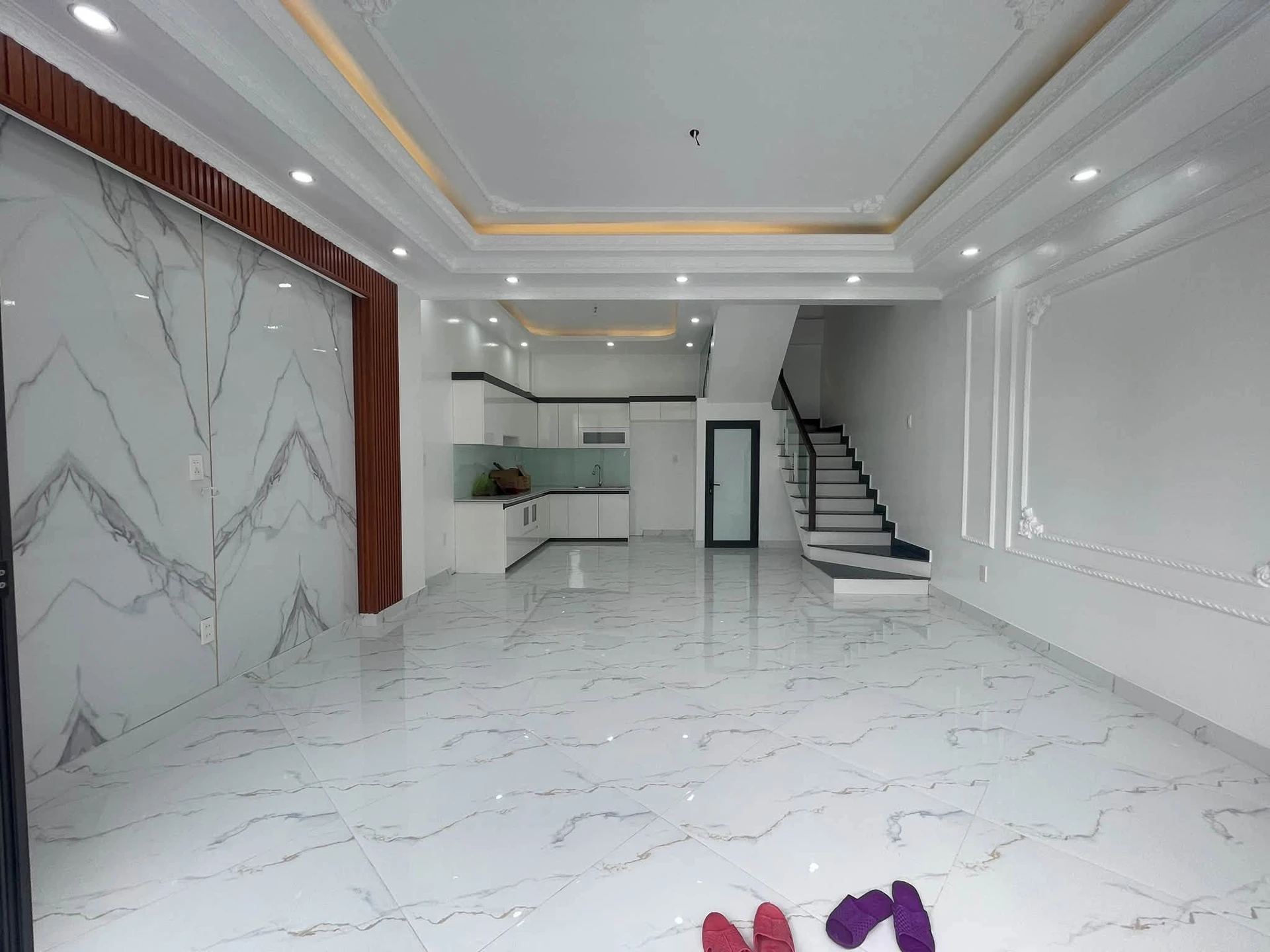 Bán nhà 4 phòng ngủ, 40m2, Hạ Đoạn 2 tỷ 350 - Ảnh 1