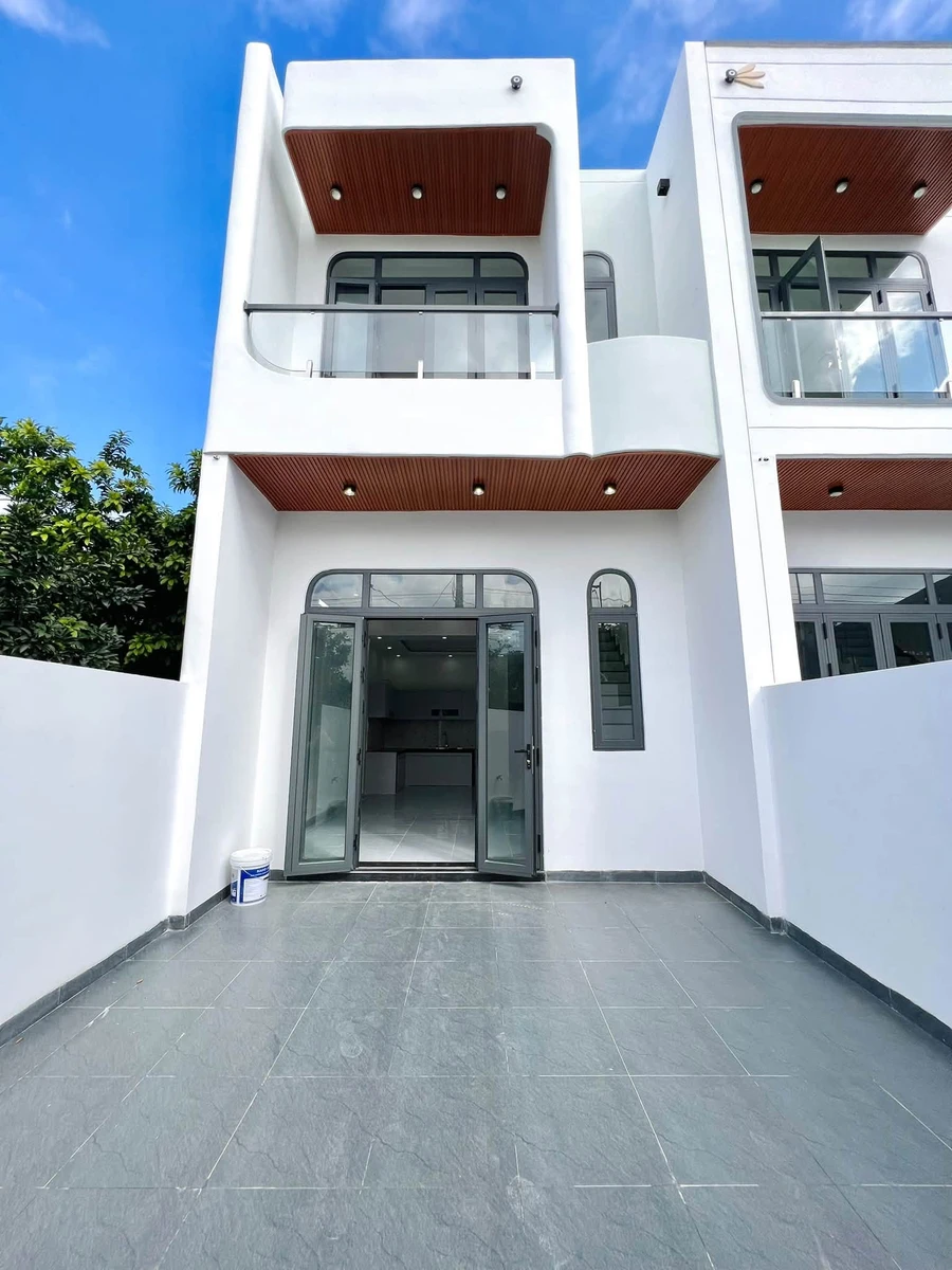 Bán nhà lầu 2 mặt tiền 100m² Tân Triều 2 tỷ - Ảnh thu nhỏ 3