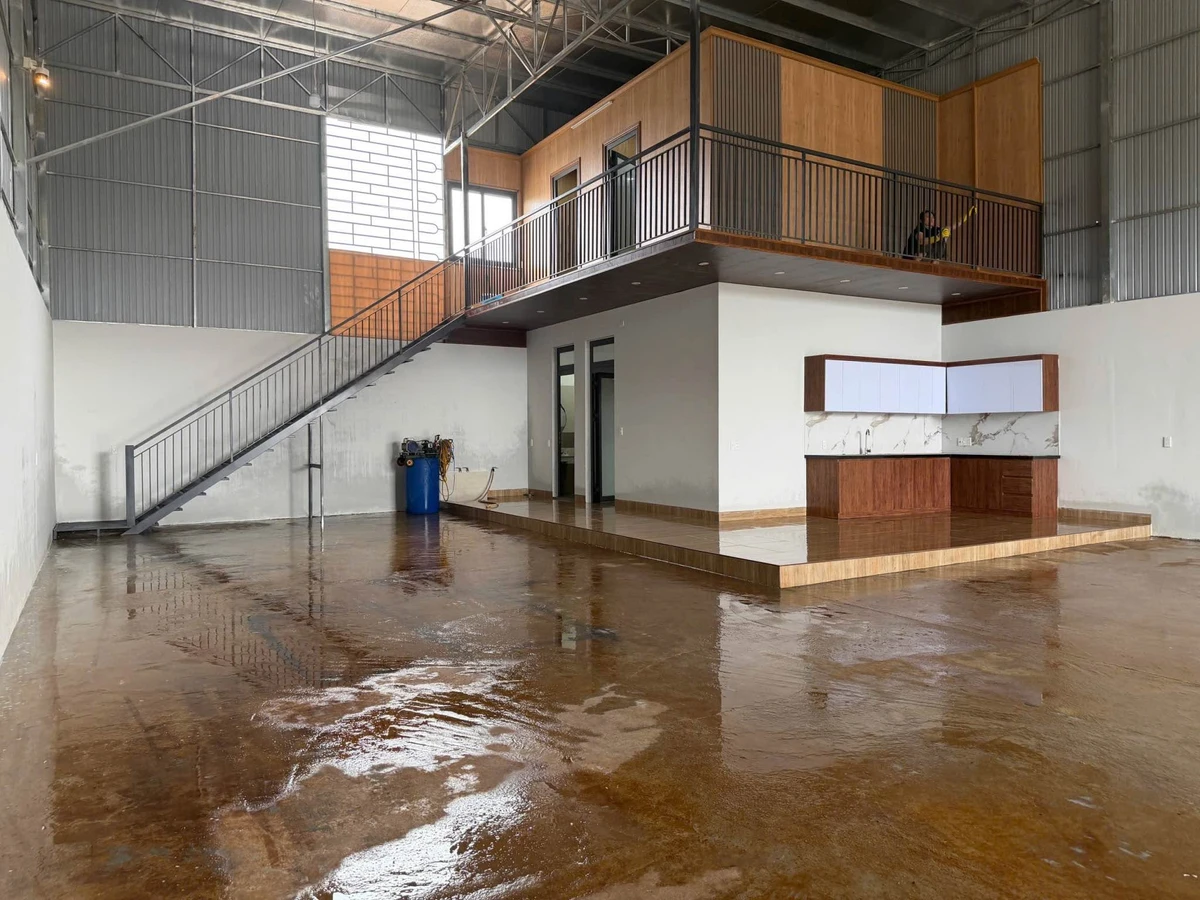 Bán nhà kết hợp kho 285m² 1 tỷ 750 triệu Trường Sơn Gia Lai - Ảnh thu nhỏ 3