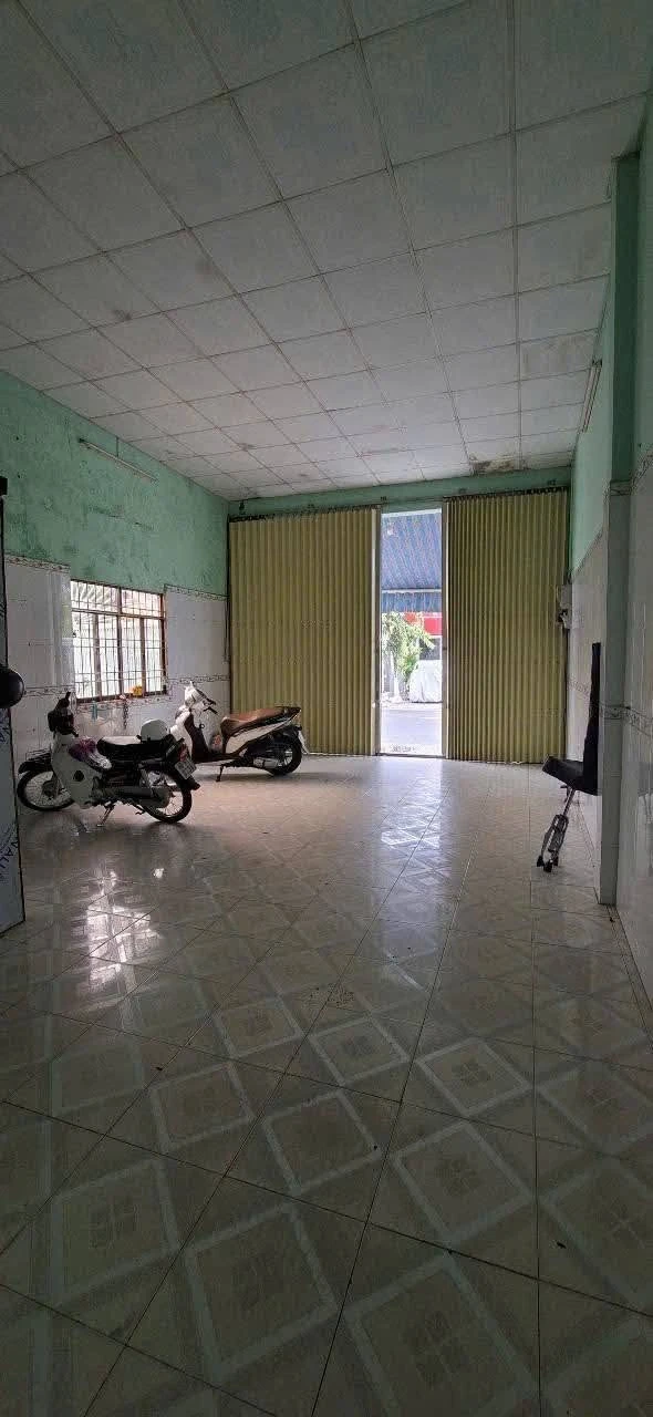 Bán nhà 2 tầng mặt tiền 207m² Nguyễn Bỉnh Khiêm, Rạch Giá - Ảnh 1